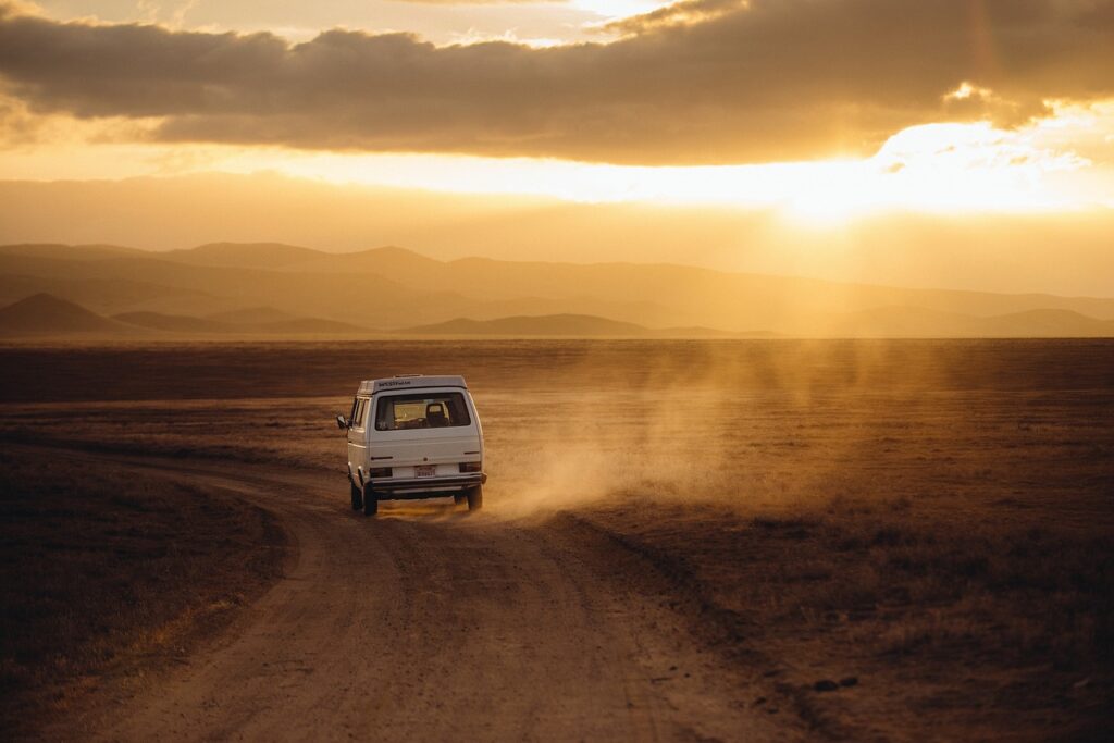 Comment bien préparer son voyage en van ?