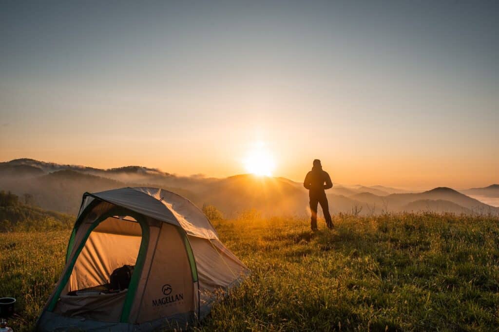 Le matériel de bivouac nécessaire pour faire de la randonnée