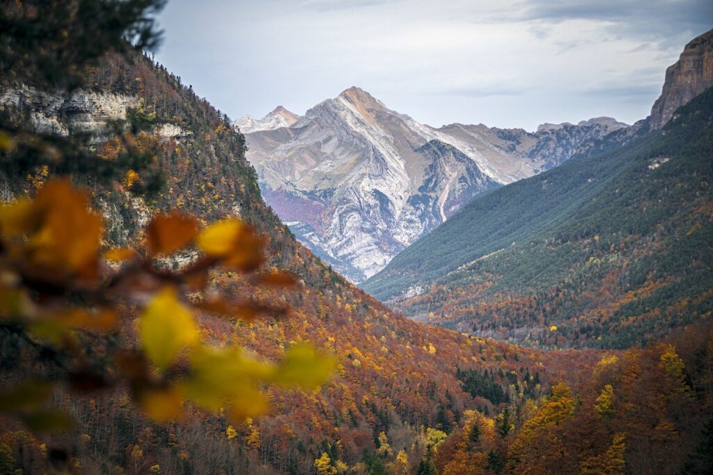 Randonnée au Mont Perdu : à la conquête du 3è plus haut sommet des Pyrénées